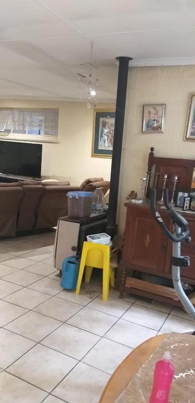 4 Bedroom Property for Sale in Noordhoek Western Cape